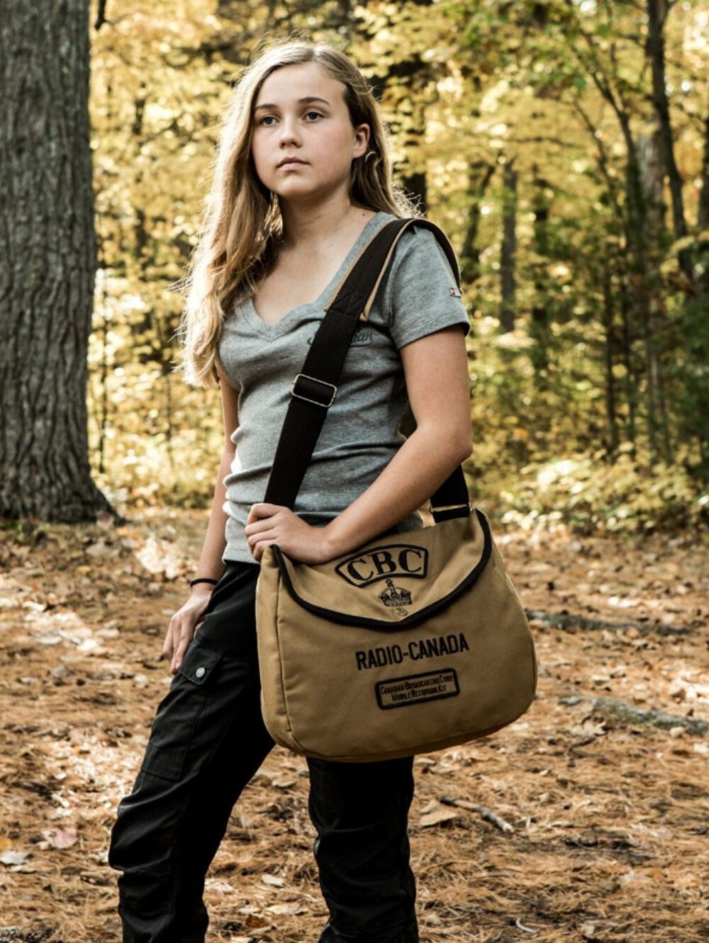 Red Canoe CBC Tan Shoulder Bag